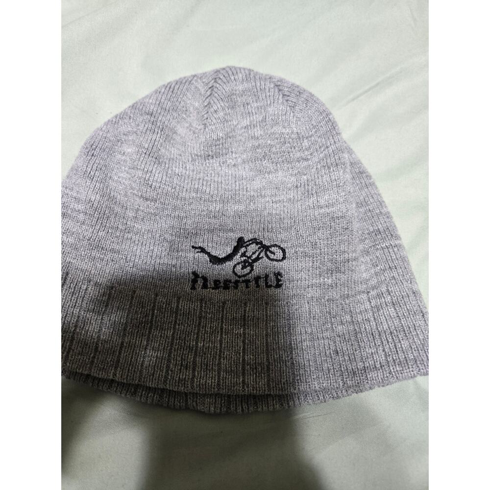 Otb one size gray beanie